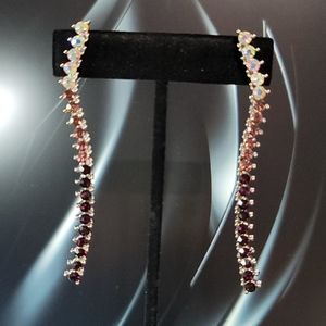 NWT Guess beautiful Ombre long earrings